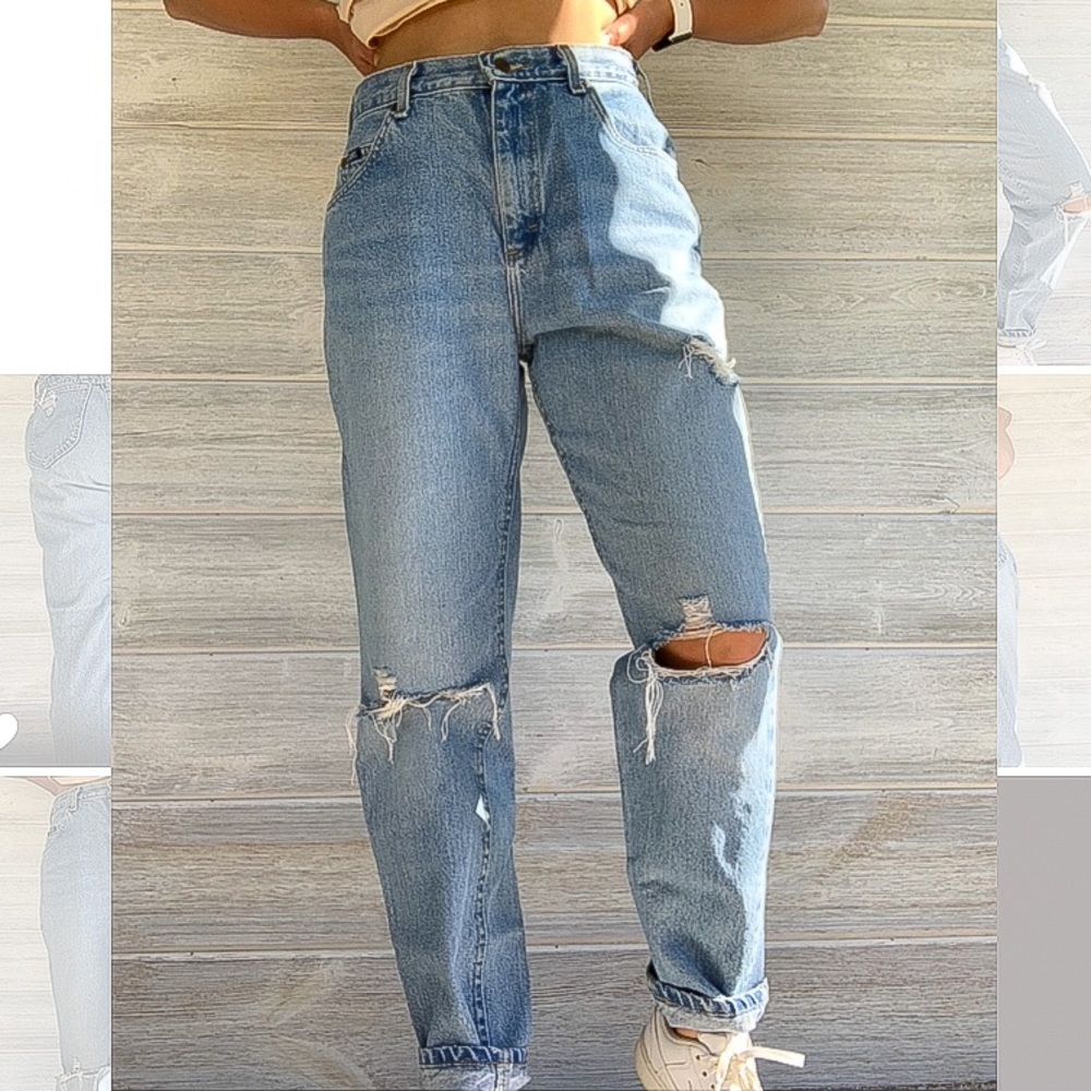90’s Vintage Lee Denim Mom Jeans - Light Wash